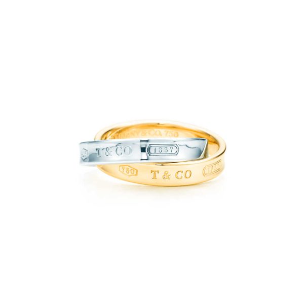 Interlocking Circles Ring