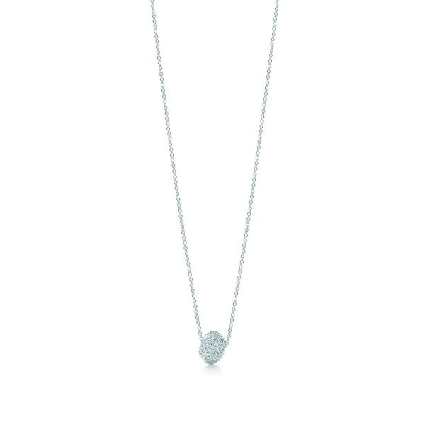 Knot Pendant