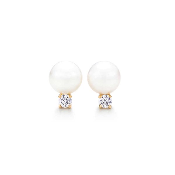 Cultured pearl earrings